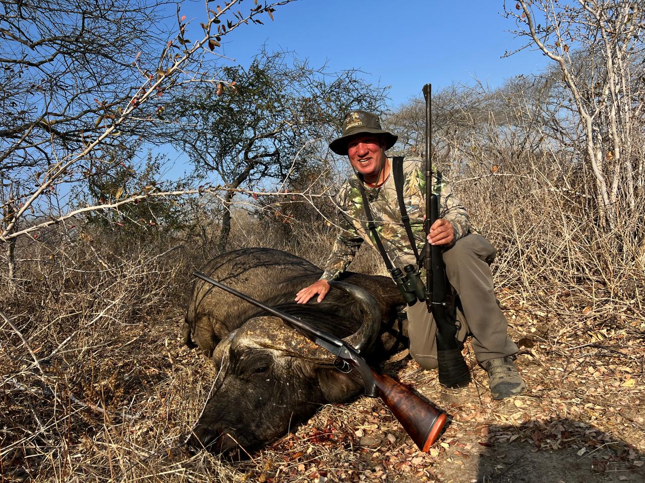 Trophy Hunting in Tanzania, Buffalo in Lunda Nkwambi