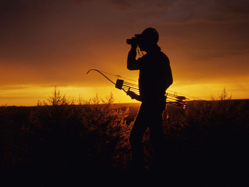 Bowhunting in Africa, Bowhunter in Sunrise